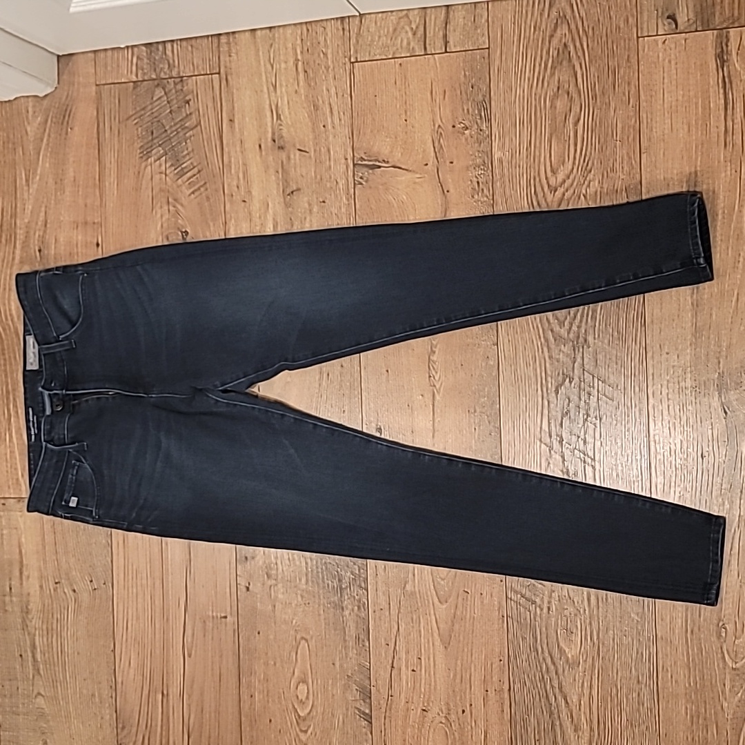 Ag High Rise Farrah Skinny Jean Dark Blue Size 28